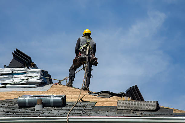 Professional Gutter Installation technician working in Lincoln City, OR